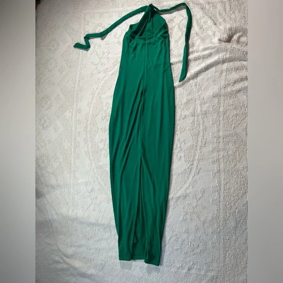 Chic Backless Green Dress - Picture 6 of 8
